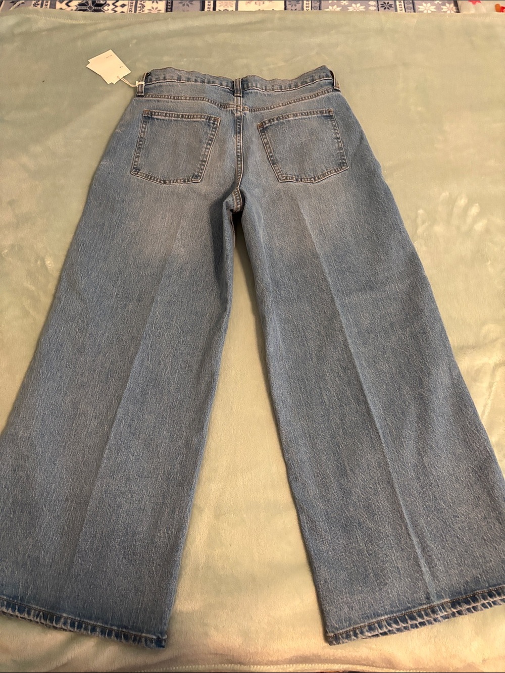 Light Blue Wide-Leg Women's Jeans - Casual Flare - Picture 2 of 4